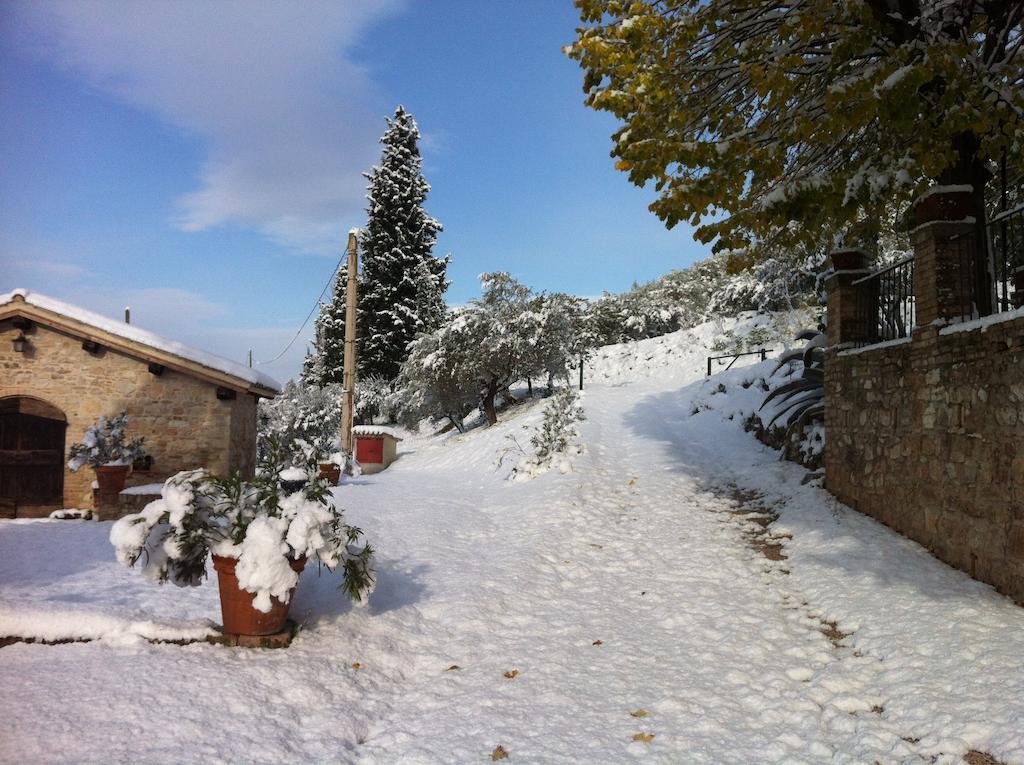 Agriturismo Villa Gabbiano Capodacqua  Eksteriør billede